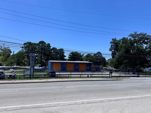 24727 Fm 2100 Road, Huffman, TX 77336
