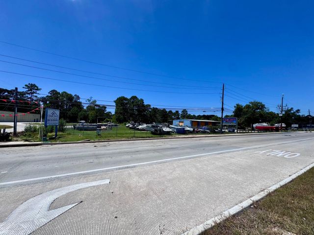 24727 Fm 2100 Road, Huffman, TX 77336