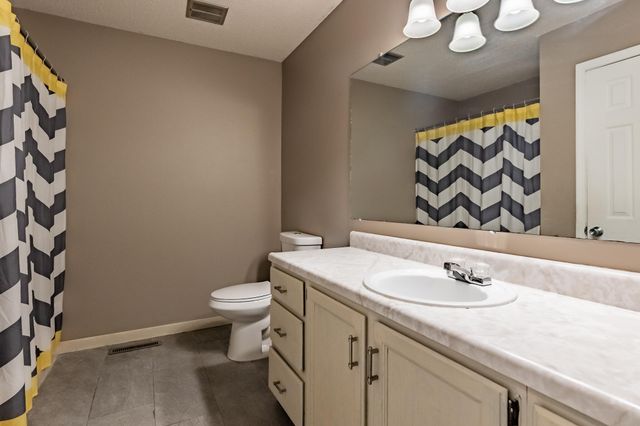 270 S Meadowlark Street, Fair Grove, MO 65648