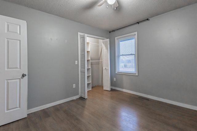 270 S Meadowlark Street, Fair Grove, MO 65648