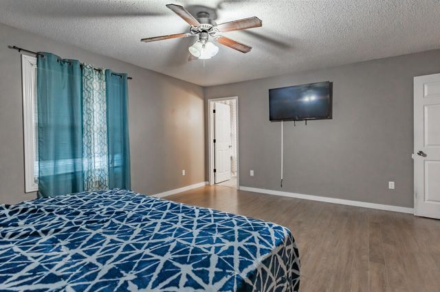 270 S Meadowlark Street, Fair Grove, MO 65648