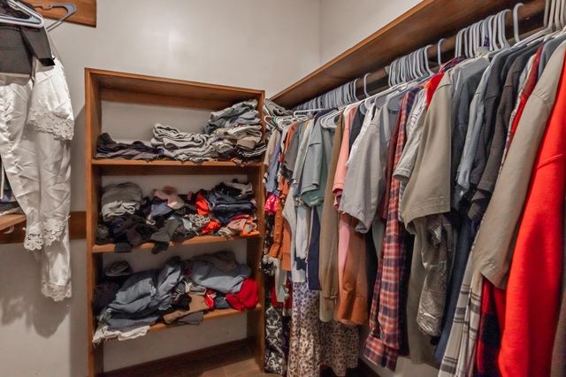 270 S Meadowlark Street, Fair Grove, MO 65648