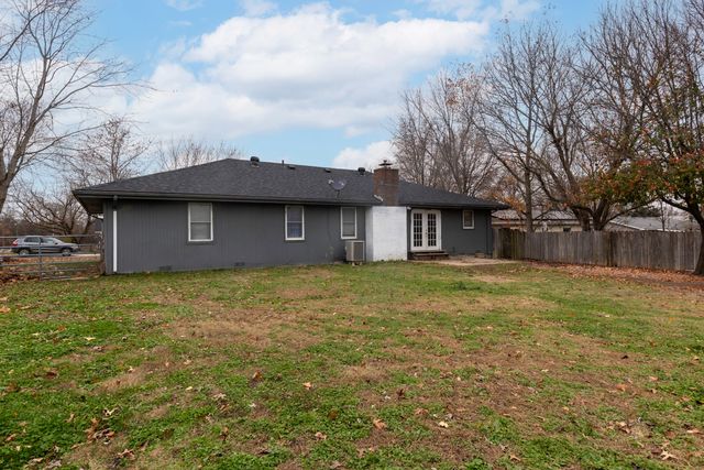 270 S Meadowlark Street, Fair Grove, MO 65648