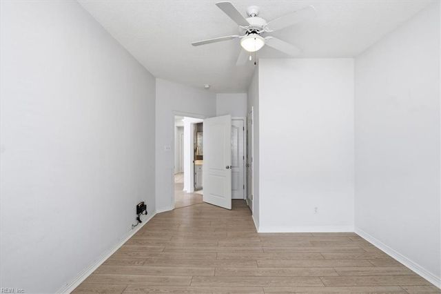 2320 Sea Shell Rd Apt 203, Virginia Beach, VA 23451