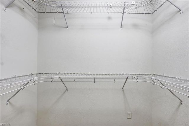 2320 Sea Shell Rd Apt 203, Virginia Beach, VA 23451