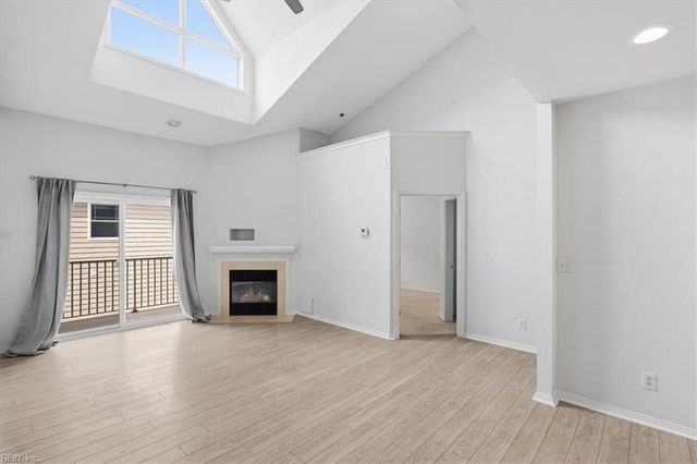 2320 Sea Shell Rd Apt 203, Virginia Beach, VA 23451