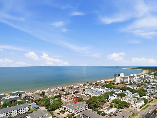 2320 Sea Shell Rd Apt 203, Virginia Beach, VA 23451