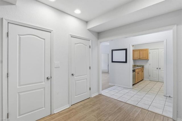 2320 Sea Shell Rd Apt 203, Virginia Beach, VA 23451