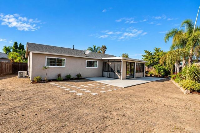 716 Rena Drive, Oceanside, CA 92057