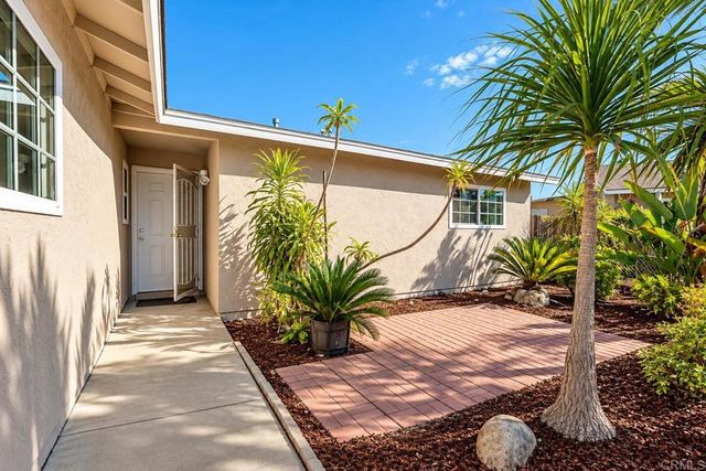 716 Rena Drive, Oceanside, CA 92057