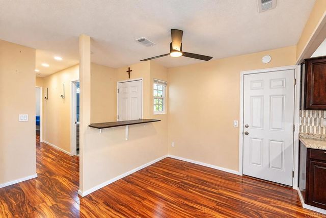 716 Rena Drive, Oceanside, CA 92057