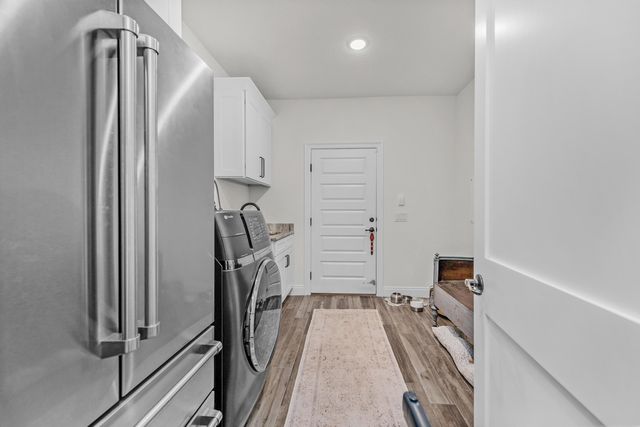 6996 Turnberry Circle, Navarre, FL 32566