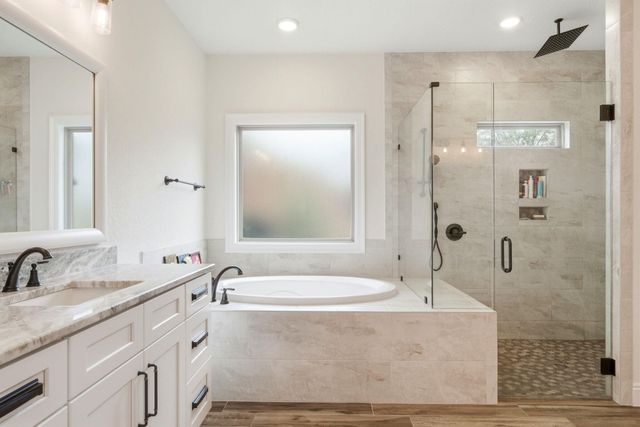 6996 Turnberry Circle, Navarre, FL 32566