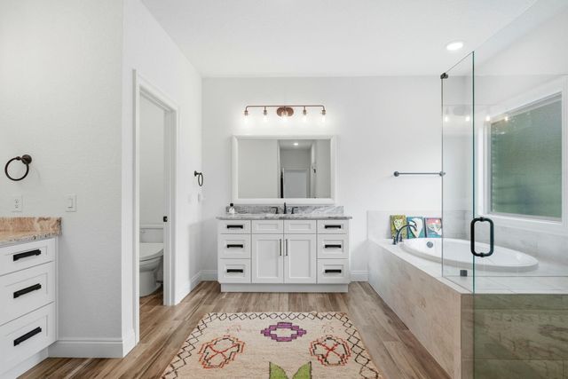 6996 Turnberry Circle, Navarre, FL 32566