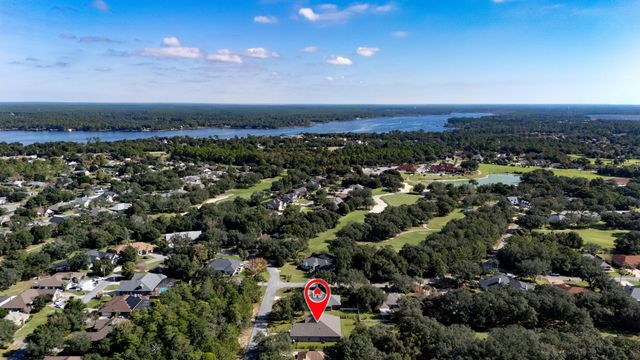 6996 Turnberry Circle, Navarre, FL 32566