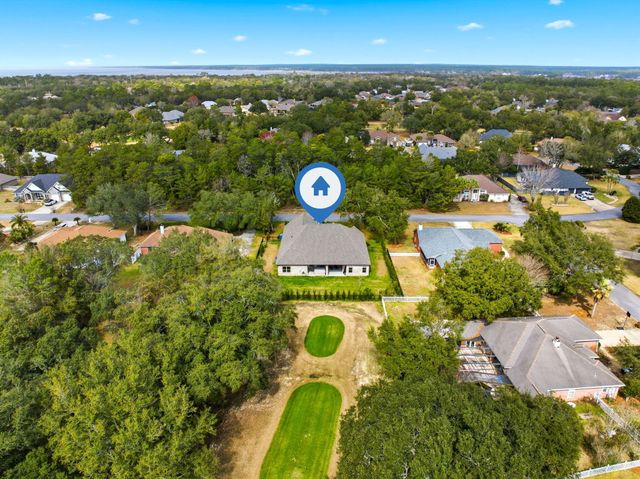 6996 Turnberry Circle, Navarre, FL 32566