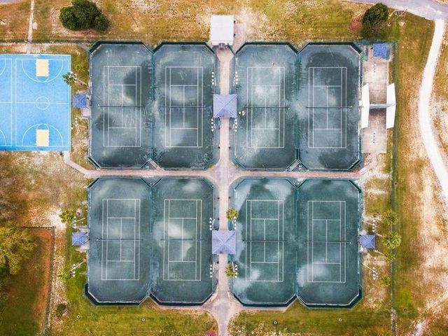 6996 Turnberry Circle, Navarre, FL 32566