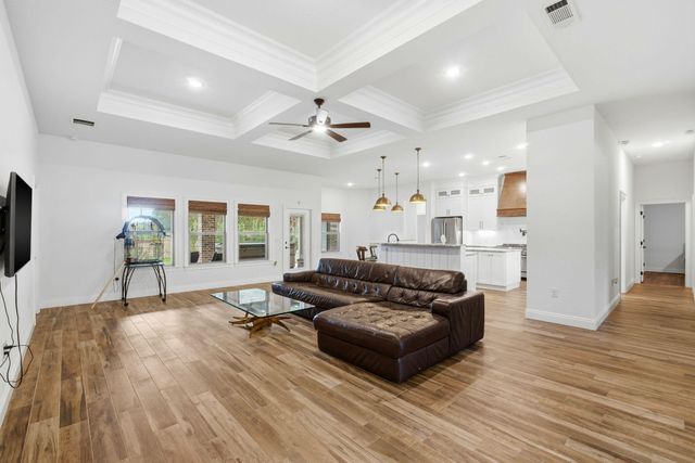 6996 Turnberry Circle, Navarre, FL 32566