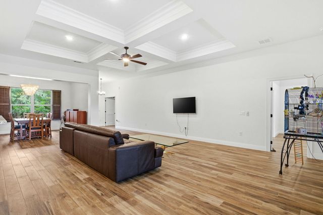 6996 Turnberry Circle, Navarre, FL 32566