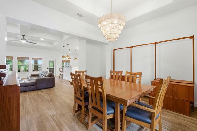 6996 Turnberry Circle, Navarre, FL 32566