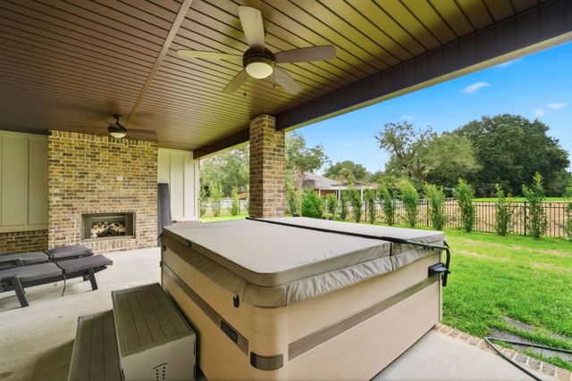 6996 Turnberry Circle, Navarre, FL 32566