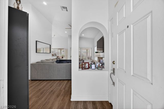 7848 Morning Flower Lane, Las Vegas, NV 89129