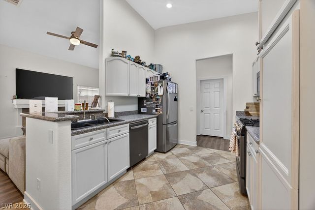 7848 Morning Flower Lane, Las Vegas, NV 89129