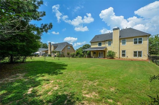 3420 Bulloch Lake Road, Loganville, GA 30052