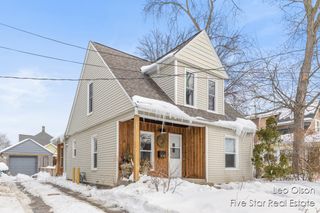 1037 Lilac Court Ne, City Of Grand Rapids, MI 49503