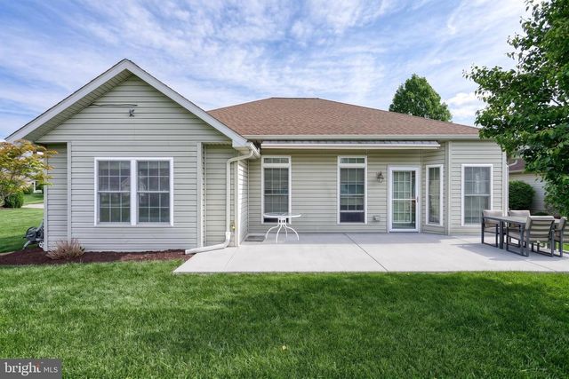 61 LONGWOOD DR, Mechanicsburg, PA 17050