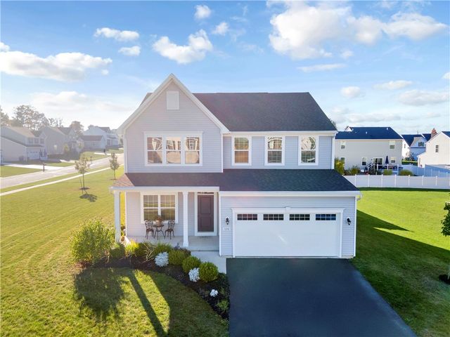 5898 Tweed Trail, Farmington, NY 14425