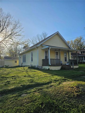 310 MCCLELLAN Street, Murray, IA 50174