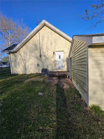 310 MCCLELLAN Street, Murray, IA 50174