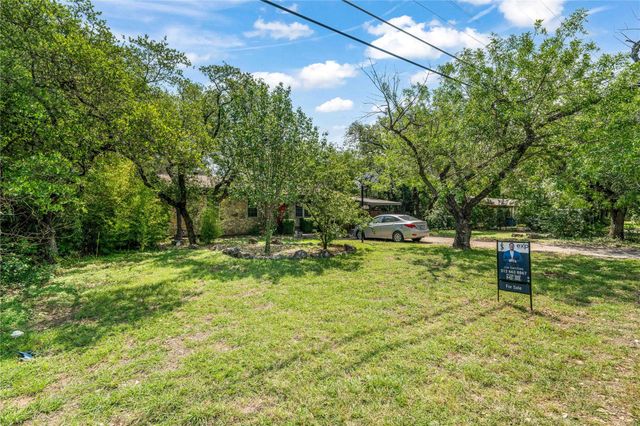 206 S Mustang Ave, Cedar Park, TX 78613