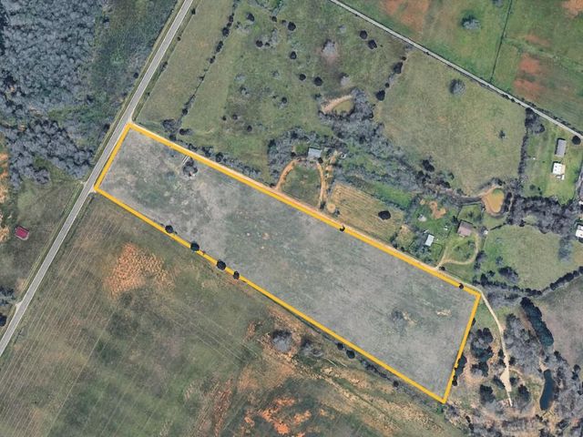 109 Prairie LN, Elgin, TX 78621