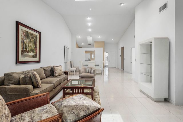8271 SUN LAKE Drive, Boca Raton, FL 33496