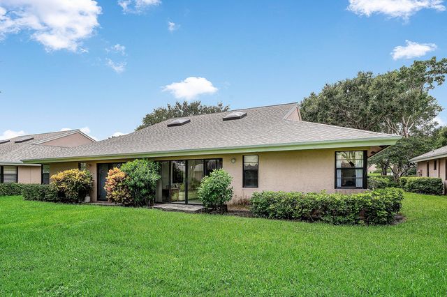 8271 SUN LAKE Drive, Boca Raton, FL 33496