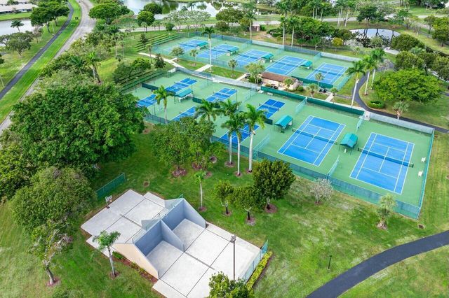 8271 SUN LAKE Drive, Boca Raton, FL 33496