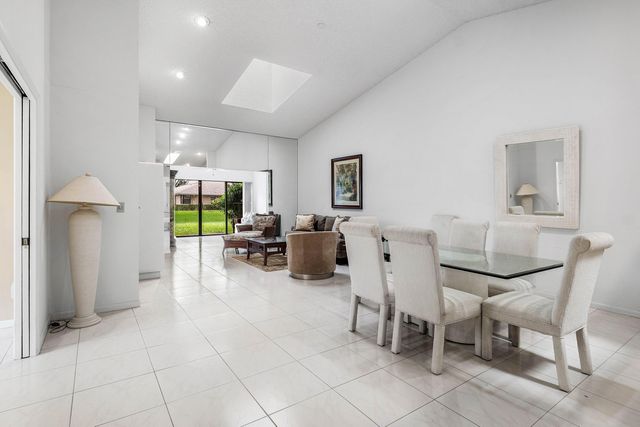 8271 SUN LAKE Drive, Boca Raton, FL 33496