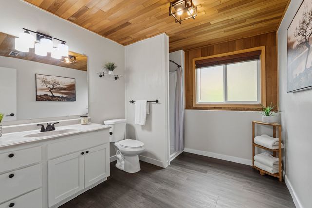5008 N Northwood Dr, Spokane Valley, WA 99212