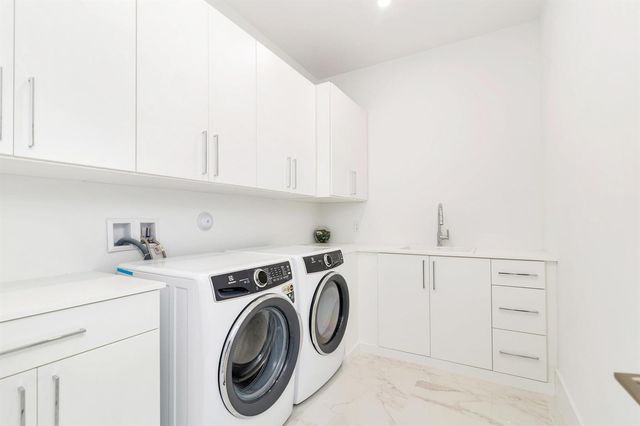 1180 Bimini Lane, Singer Island, FL 33404