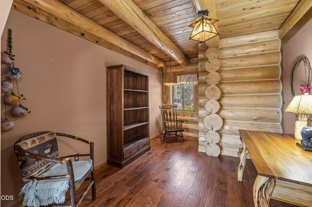 65155 Smokey Ridge Road, Bend, OR 97703