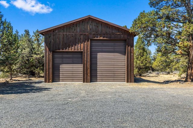65155 Smokey Ridge Road, Bend, OR 97703