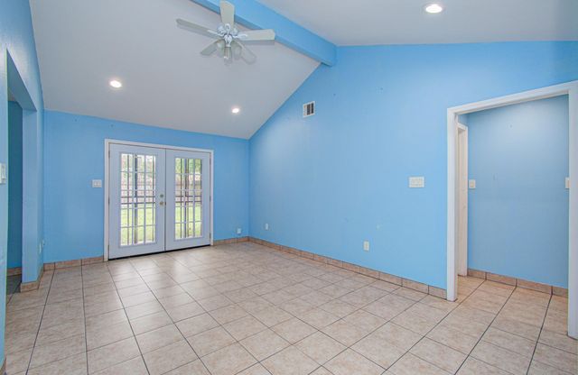 2130 Bunzel Street, Houston, TX 77088