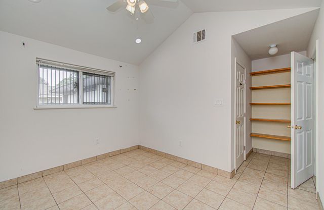 2130 Bunzel Street, Houston, TX 77088