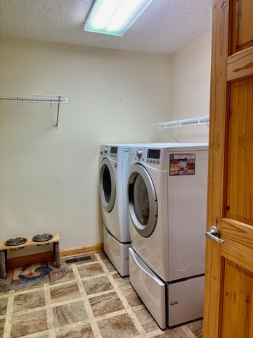 11777 State Highway 11 SE, Baudette, MN 56623