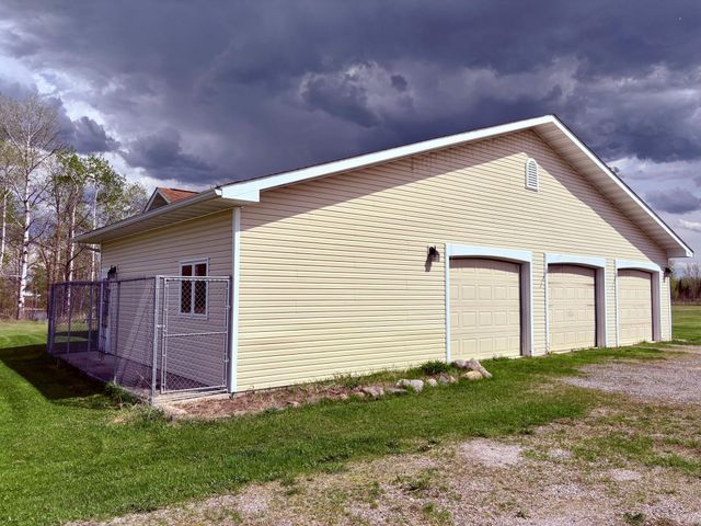 11777 State Highway 11 SE, Baudette, MN 56623