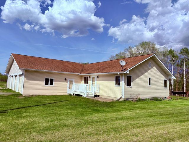11777 State Highway 11 SE, Baudette, MN 56623