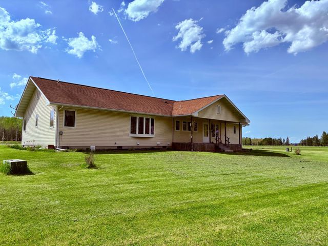 11777 State Highway 11 SE, Baudette, MN 56623