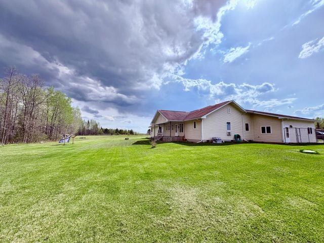 11777 State Highway 11 SE, Baudette, MN 56623